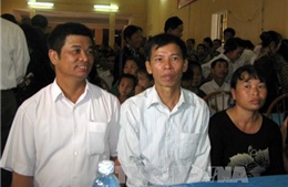 Hai cán bộ ra tòa vì làm sai lệch hồ sơ, hàm oan ông Nguyễn Thanh Chấn 